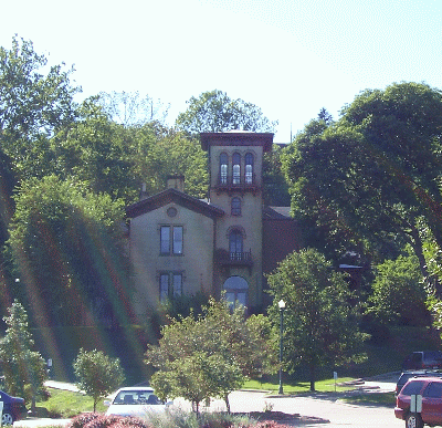 Putnam Villa
