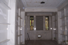 stain glass window, vaults  inside photo 2.gif